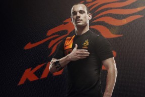爱游戏登录-红蓝对决，萨拉赫力挽狂澜，切尔西团队制胜